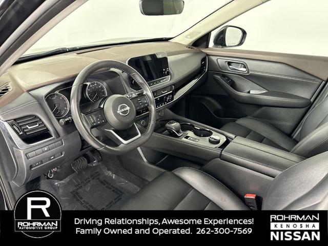 Photo of 2022 Black Nissan Rogue