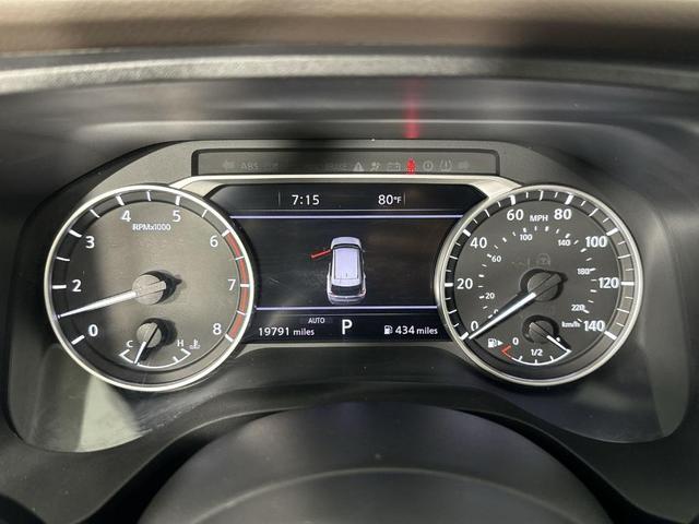 Photo of 2022 Black Nissan Rogue