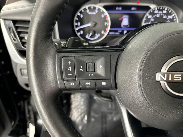 Photo of 2022 Black Nissan Rogue