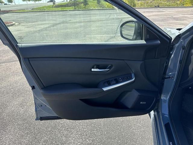 Photo of 2024 Atlantic Gray M Nissan Sentra