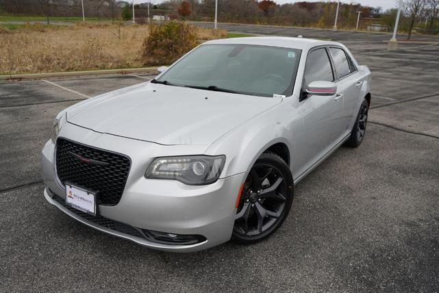 2021 Chrysler 300