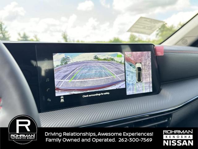 Photo of 2025 Scarlet Ember T Nissan Kicks