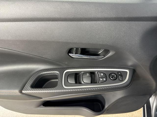 Photo of 2025 Gun Metallic Nissan Versa