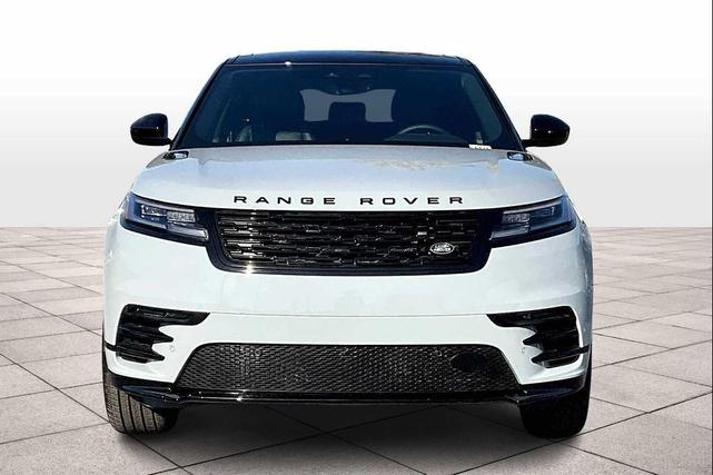 Photo of 2025 Arroios Grey Metallic Land Rover Range Rover Velar