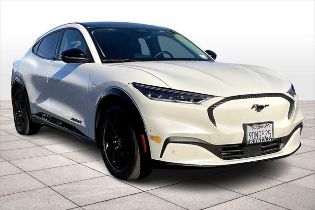 Photo of 2022 Star White Metallic Tri-Coat Ford Mustang Mach-E