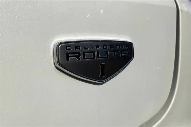 Photo of 2022 Star White Metallic Tri-Coat Ford Mustang Mach-E