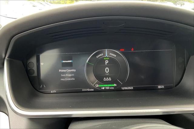 Photo of 2023 Fuji White Jaguar I-PACE