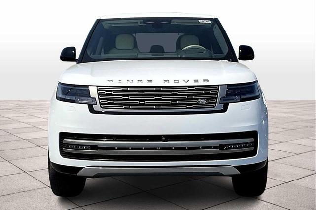 Photo of 2025 Fuji White Land Rover Range Rover