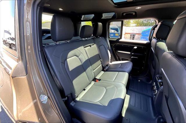 Photo of 2025 STONE Land Rover Defender