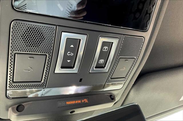 Photo of 2025 STONE Land Rover Defender