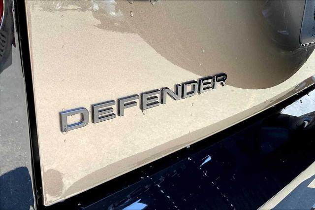 Photo of 2025 STONE Land Rover Defender