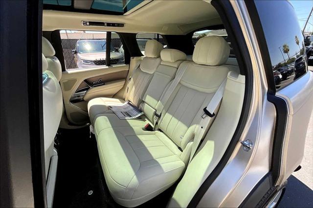 Photo of 2025 SUNSET GOLD Land Rover Range Rover