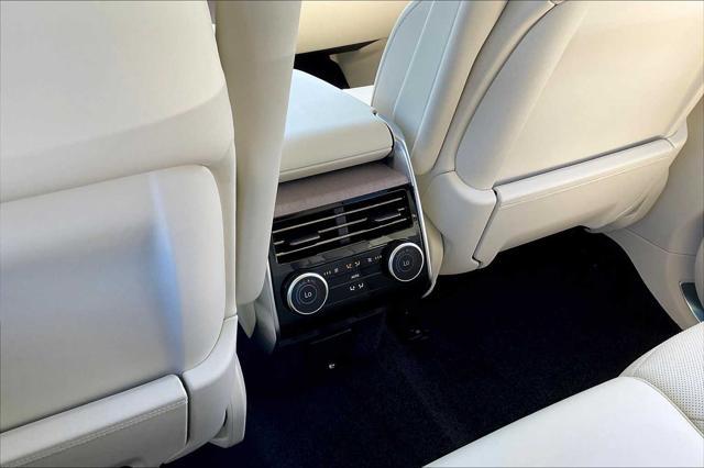 Photo of 2025 SUNSET GOLD Land Rover Range Rover