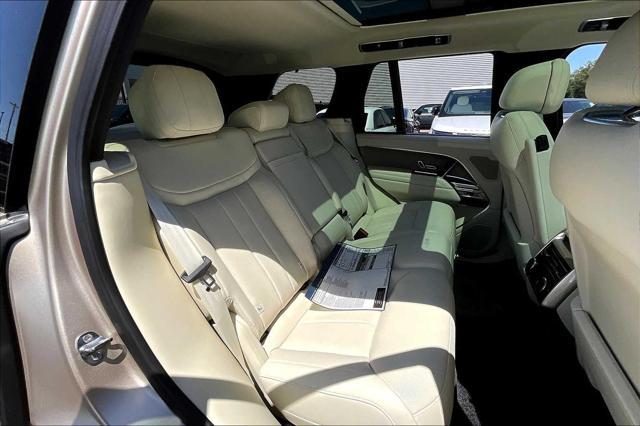 Photo of 2025 SUNSET GOLD Land Rover Range Rover