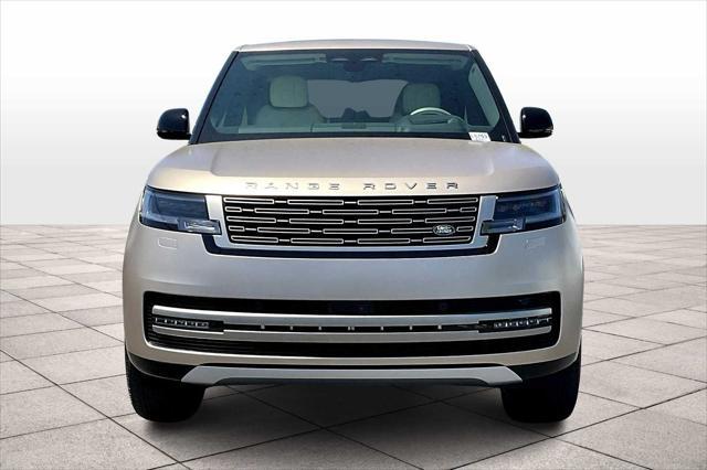 Photo of 2025 SUNSET GOLD Land Rover Range Rover