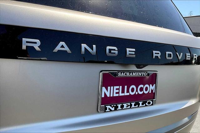 Photo of 2025 SUNSET GOLD Land Rover Range Rover