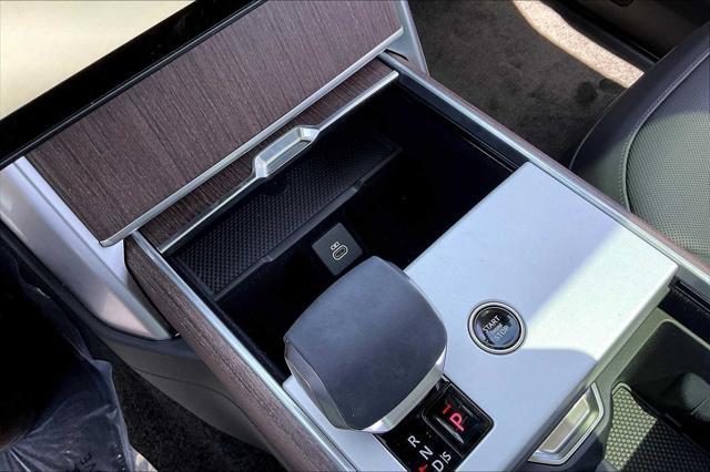 Photo of 2025 BATUMI Land Rover Range Rover