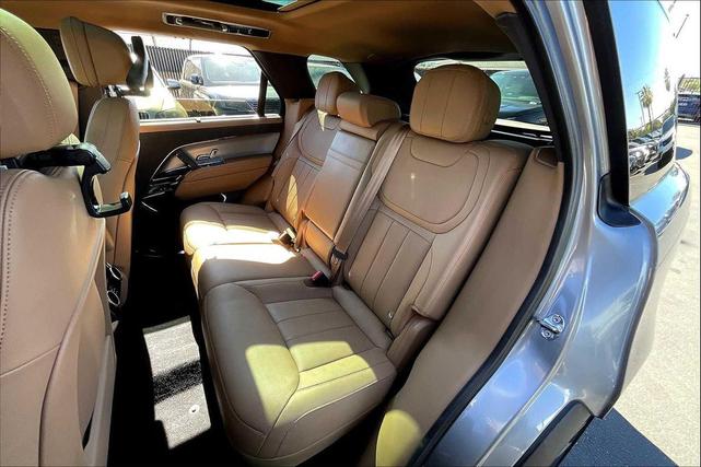 Photo of 2025 Eiger Grey Metallic Land Rover Range Rover Sport