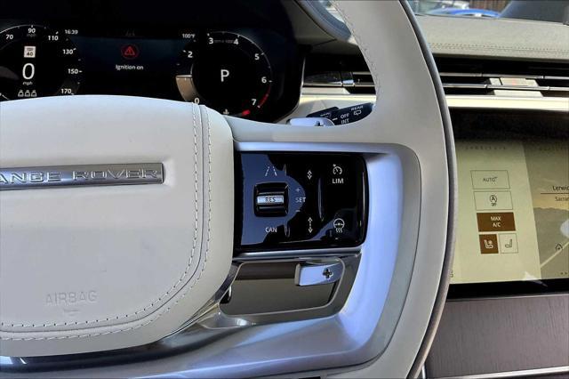 Photo of 2025 WHITE Land Rover Range Rover