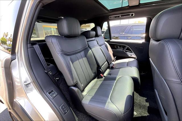 Photo of 2025 GOLD Land Rover Range Rover