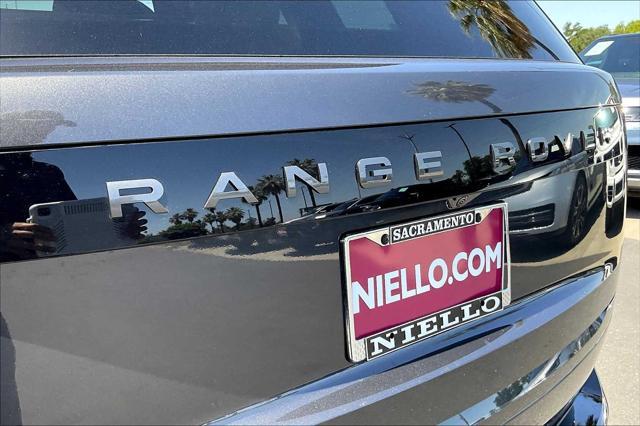 Photo of 2025 GREY Land Rover Range Rover