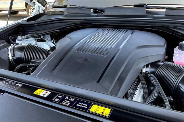 Photo of 2025 Fuji White Land Rover Range Rover