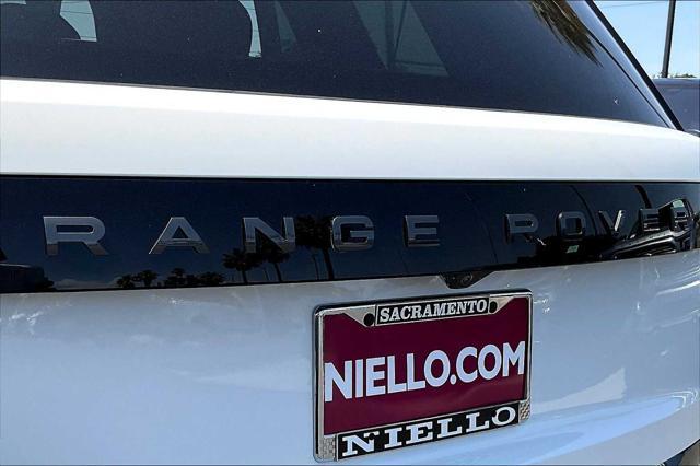 Photo of 2025 Fuji White Land Rover Range Rover