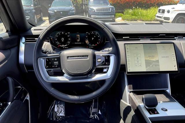 Photo of 2025 Fuji White Land Rover Range Rover