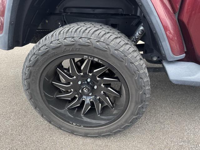 Photo of 2021 Snazzberry Pearlcoat Jeep Gladiator