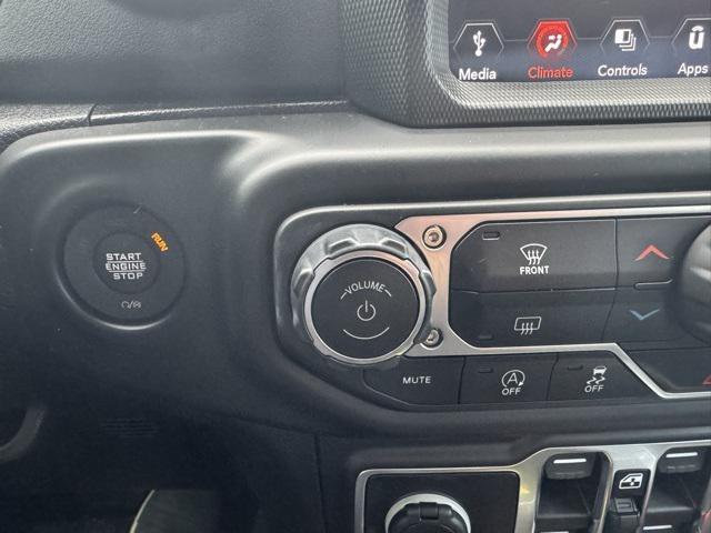 Photo of 2021 Snazzberry Pearlcoat Jeep Gladiator