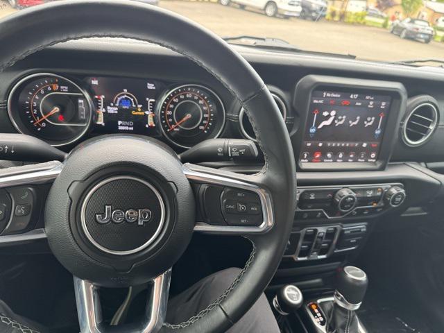Photo of 2021 Snazzberry Pearlcoat Jeep Gladiator