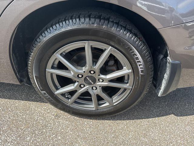 Photo of 2013 Gray Honda Civic