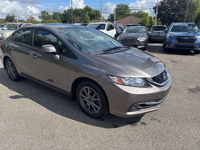 Photo of 2013 Gray Honda Civic