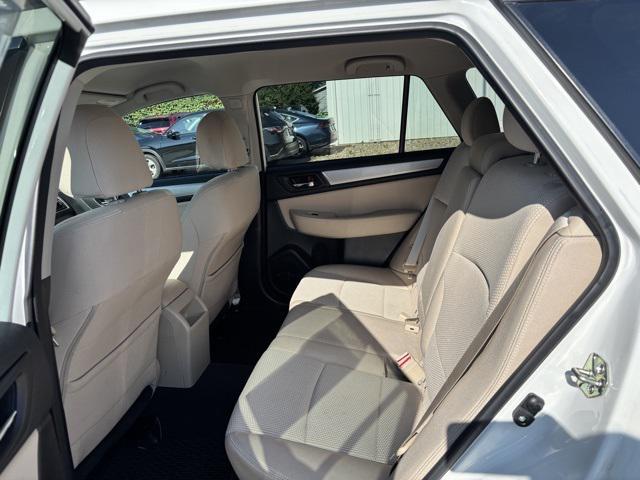 Photo of 2017 Crystal White Pearl Subaru Outback