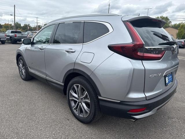 Photo of 2022 Lunar Silver Metallic Honda CR-V