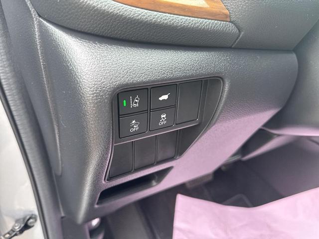 Photo of 2022 Lunar Silver Metallic Honda CR-V