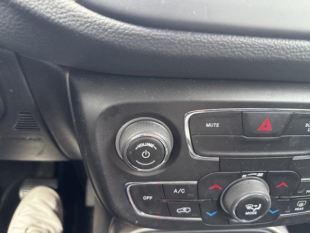 Photo of 2019 Billet Silver Metallic Clearcoat Jeep Compass