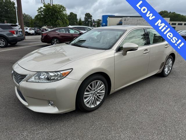 Photo of 2015 Satin Cashmere Metallic Lexus ES 350