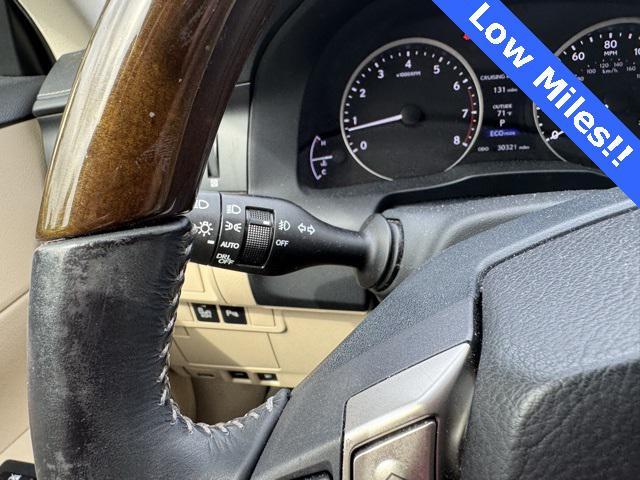 Photo of 2015 Satin Cashmere Metallic Lexus ES 350
