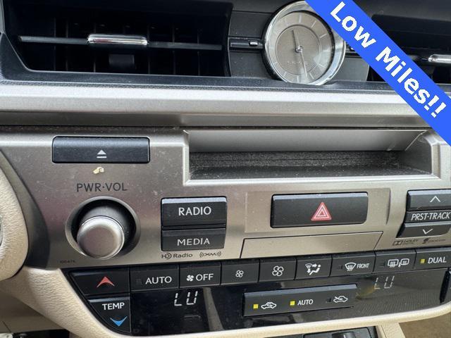 Photo of 2015 Satin Cashmere Metallic Lexus ES 350