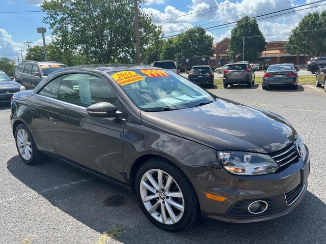 Photo of 2014 Black Oak Brown Metallic Volkswagen Eos