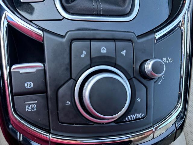 Photo of 2022 Jet Black Mica Mazda CX-9