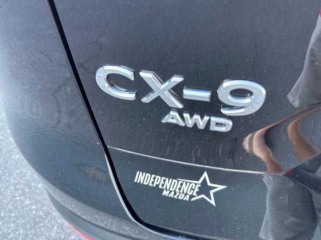Photo of 2022 Jet Black Mica Mazda CX-9