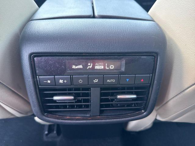 Photo of 2022 Jet Black Mica Mazda CX-9