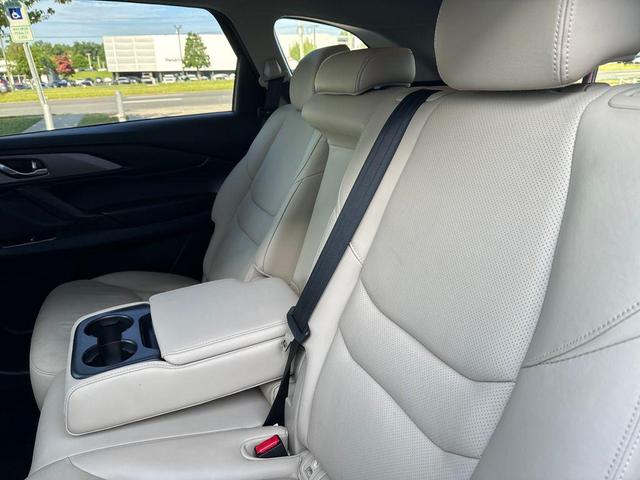 Photo of 2022 Jet Black Mica Mazda CX-9