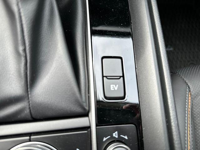 Photo of 2025 Polymetal Gray Metallic Mazda CX-50 Hybrid