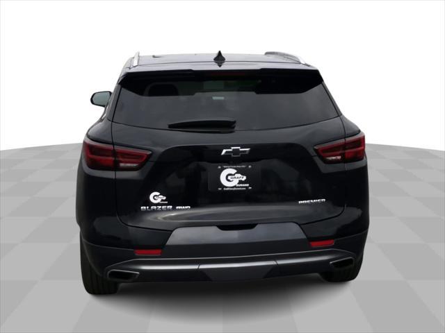 Photo of 2023 Black Chevrolet Blazer
