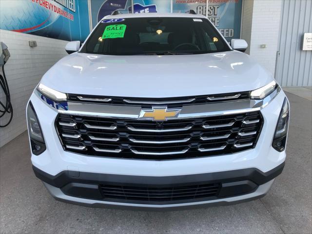 Photo of 2025 Summit White Chevrolet Equinox