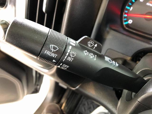 Photo of 2019 Summit White Chevrolet Silverado 1500