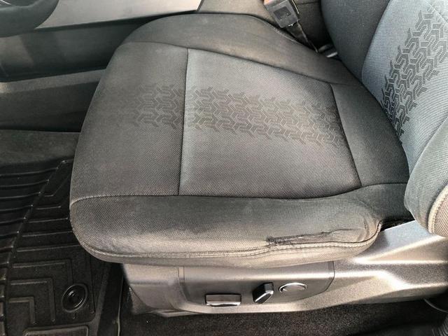 Photo of 2018 Lightning Blue Ford F-150